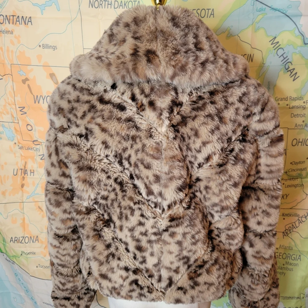 Sofia by Sofia Vergara Faux Fur Leopard Print Bomber Jacket Size S - Picture 8 of 16